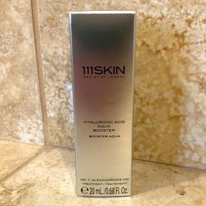 111SKIN Hyaluronic Acid Aqua Booster serum